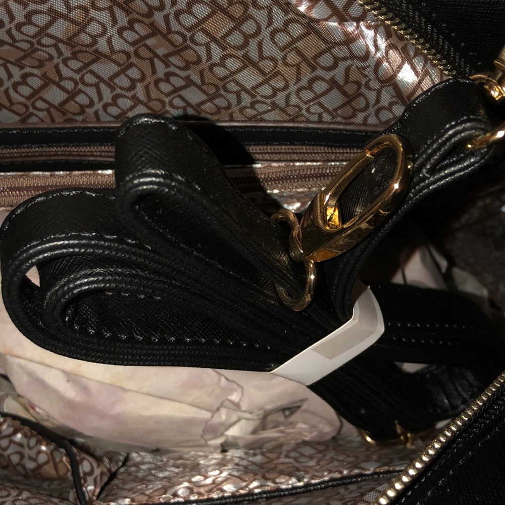 Handbag - Picture 8 of 8